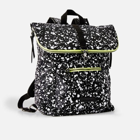 Fabletics The Riley Backpack - Picture 1 of 10